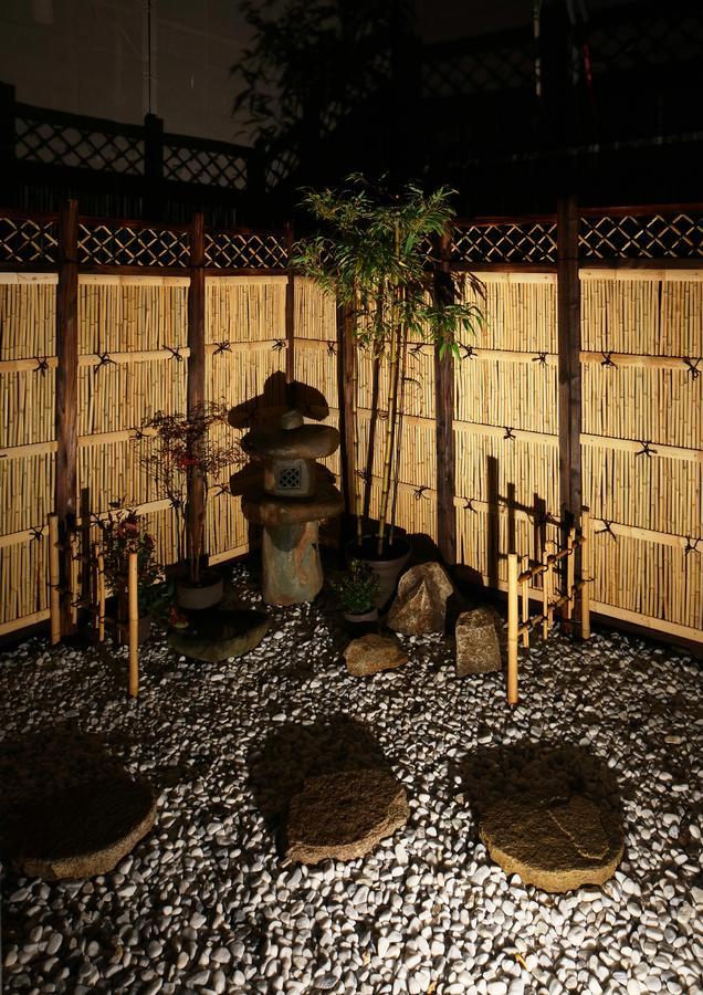 Chikyuutabikazoku Usj Apartment Osaka Exterior foto