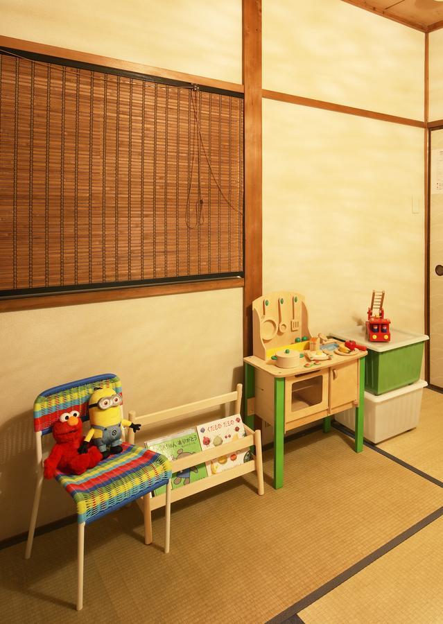 Chikyuutabikazoku Usj Apartment Osaka Exterior foto